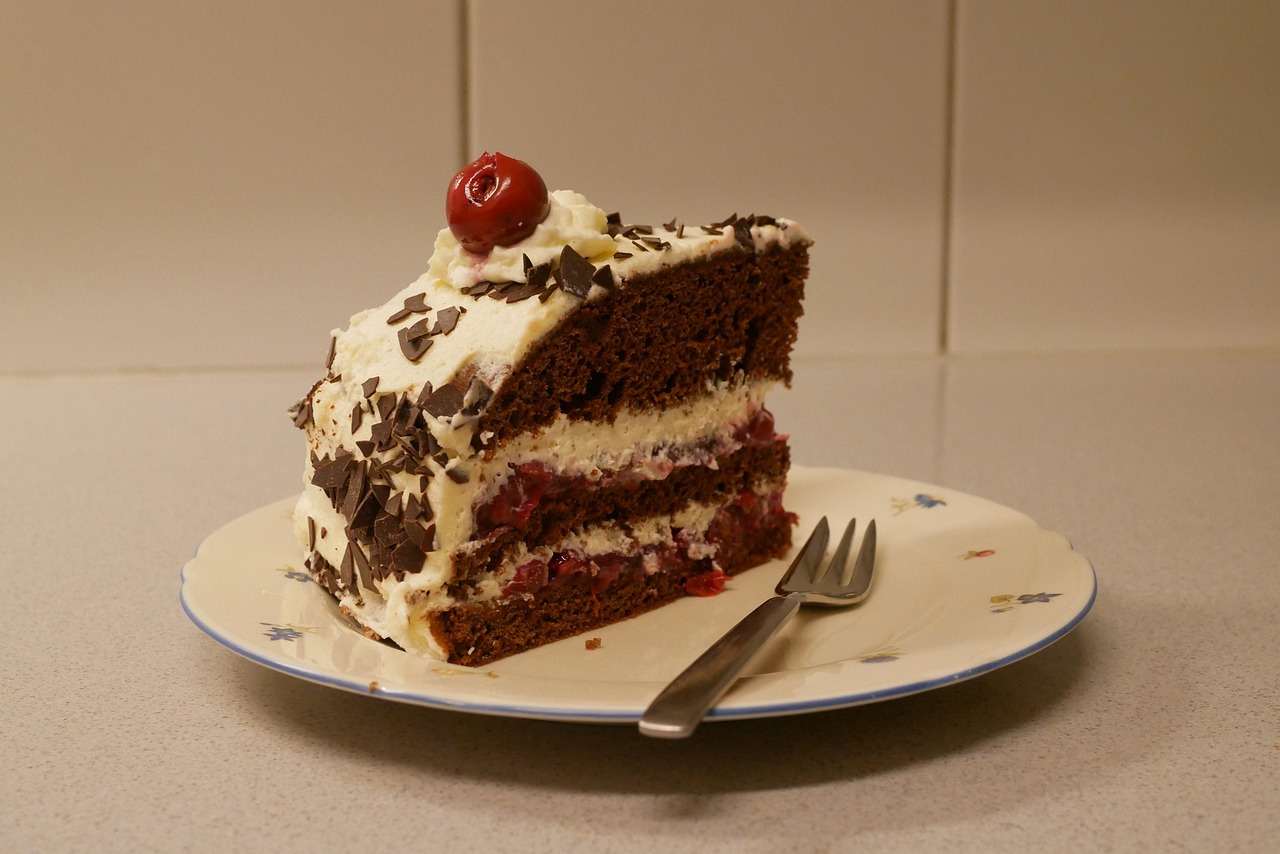 black-forest-cake-6080070_1280.jpg